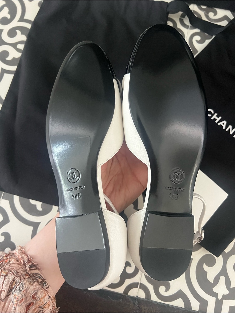NEW CHANEL White Leather Camellia Mary Jane Mules with Black Cap Toe - Picture 11 of 12